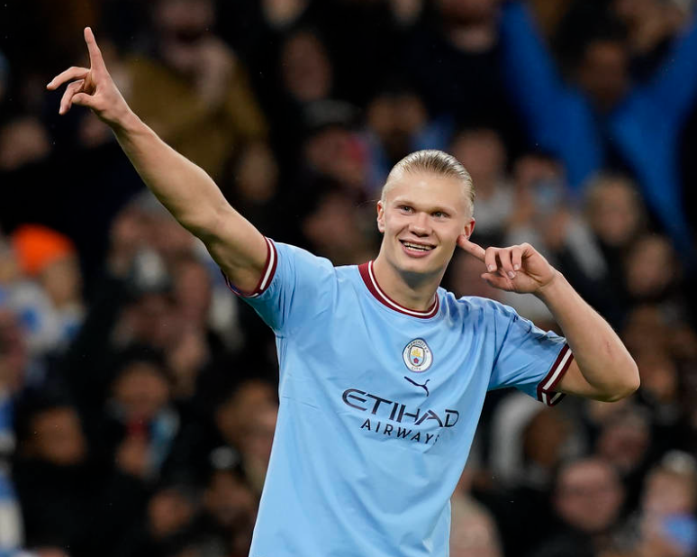 瓜迪奧拉談曼城戰(zhàn)術(shù)：以進(jìn)球?yàn)閷?dǎo)向，依球員特點(diǎn)調(diào)整