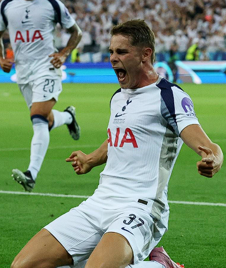 英超熱刺VS水晶宮：范德芬染紅，熱刺紅牌數(shù)居聯(lián)賽前列